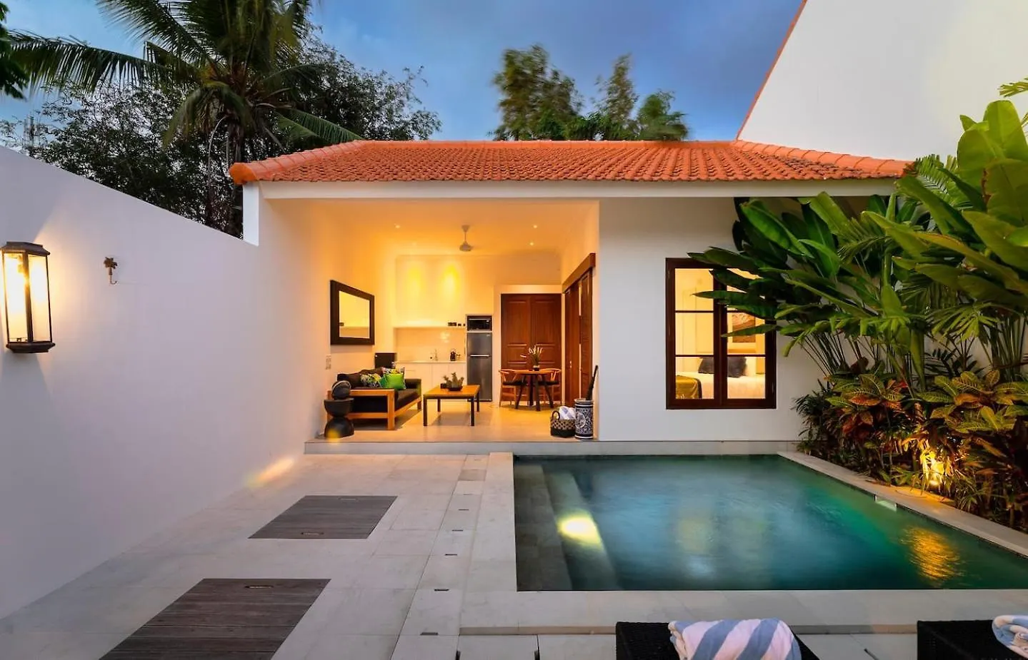 Gorgeous 1 Bed Pool Villa, Walk To Beach, Shops Nusa Dua