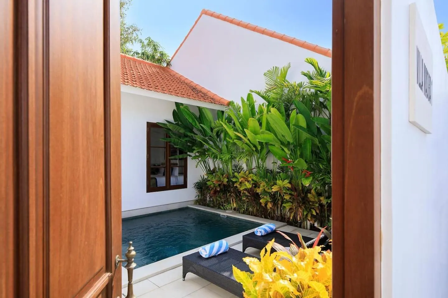Villa Gorgeous 1 Bed Pool Villa, Walk To Beach, Shops Nusa Dua  Indonesia